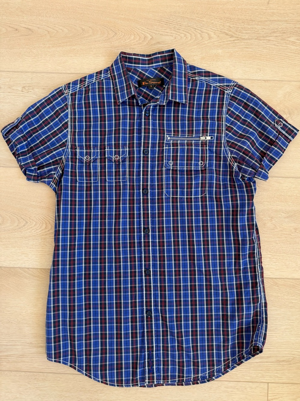 Ben Sherman Red and Blue Plaid Short-Sleeve Button-Down Shirt Y2K Utility Size S